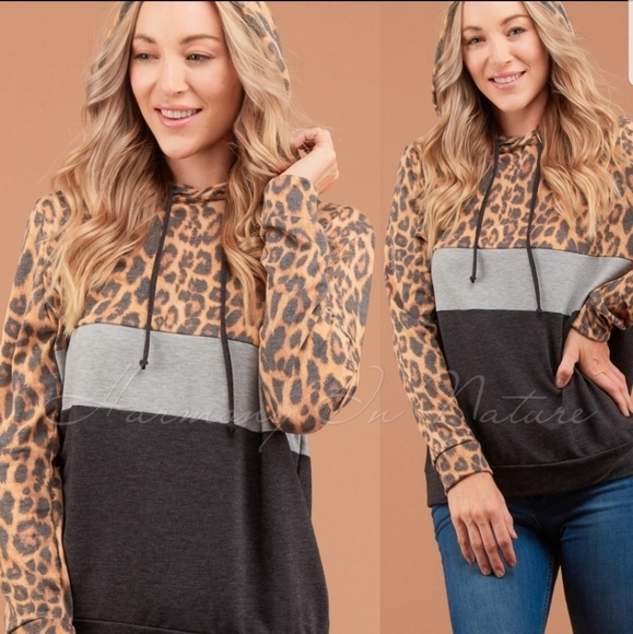 Leopard Print Color Block Hoodie - Picture 4 of 4